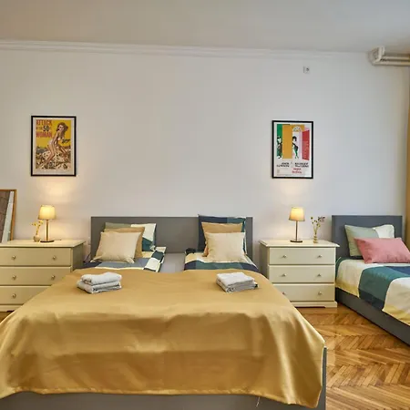 Διαμέρισμα Take One *