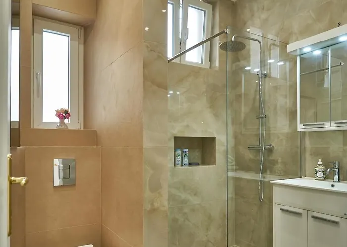 Take One Апартаменты *